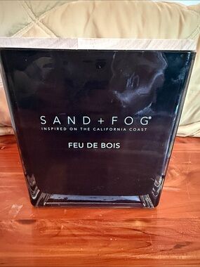 Used sand + fog candle. Feu de bois